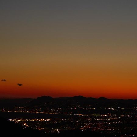 La Vela Panzió Peille Kültér fotó